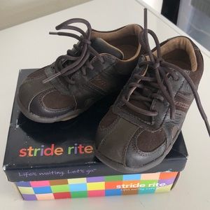 Stride rite Blake leather shoes